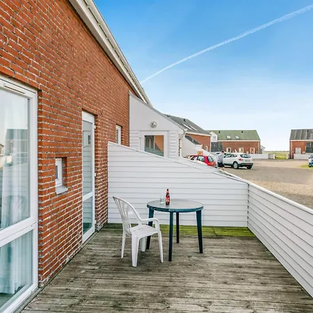 Apartment Ginger - 2-3km From The Sea By Interhome